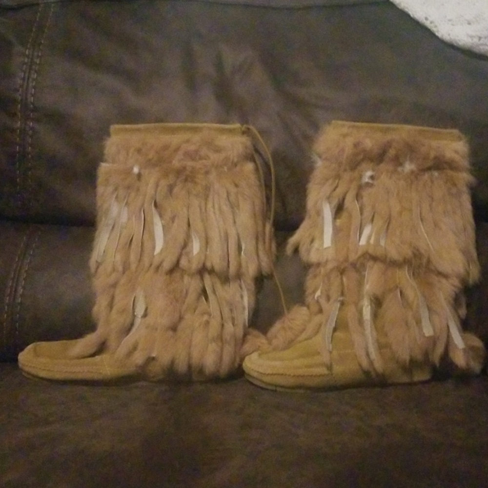 Naughty monkey Apache rabbit Fur boots size 6